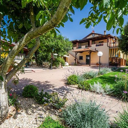 I Lecci Guesthouse San Felice Circeo Exterior photo