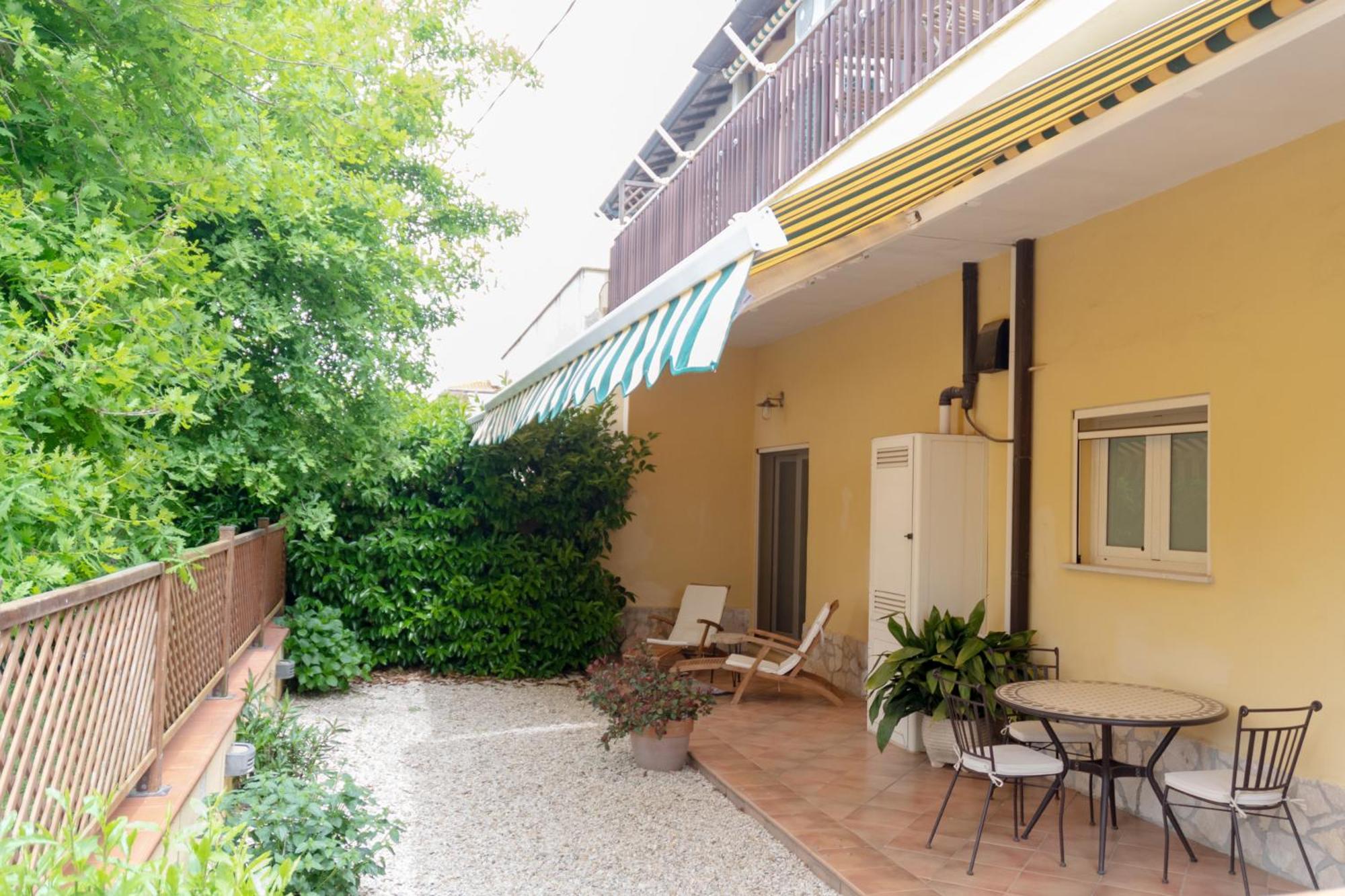 I Lecci Guesthouse San Felice Circeo Exterior photo